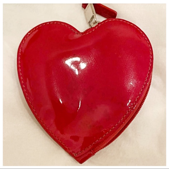 TIFFANY & CO HEART POUCH LISTING SOON - Picture 2 of 8